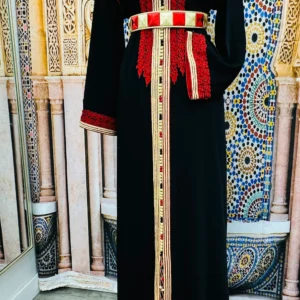 Caftan Marocain doublé noire et rouge tissus crêpe 1